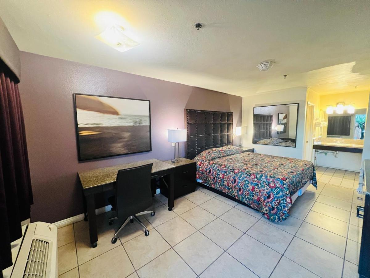 Casa Blanca Express & Suites Cypress Buena Park - Anaheim Area Esterno foto